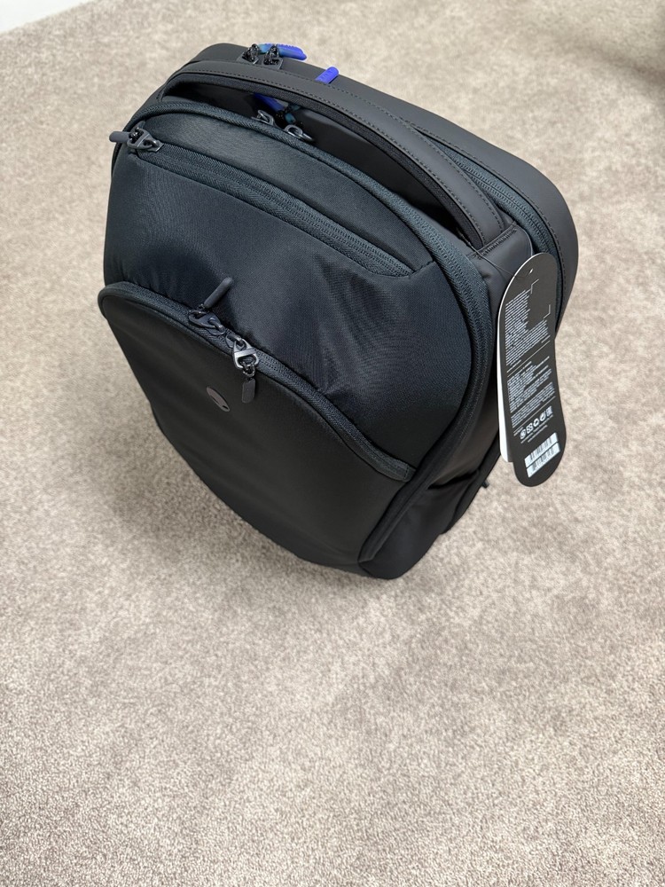Alienware 18 Backpack - AW7825P