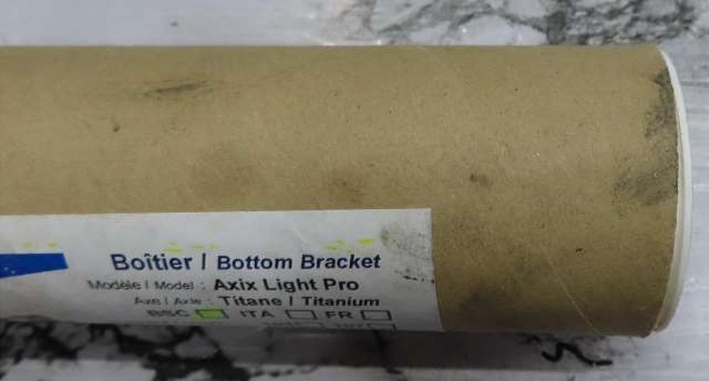 SPECIALITES AXIX LIGHT PRO Bottom Bracket