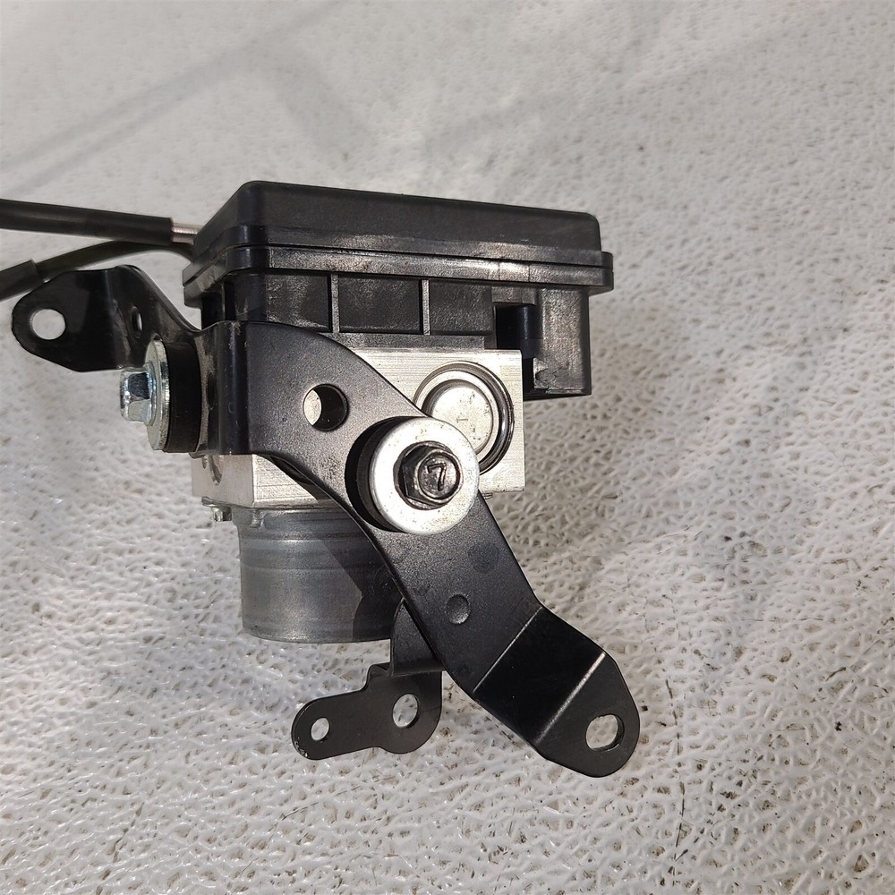 2020 Kawasaki EX650 Ninja ABS Pump PS1014