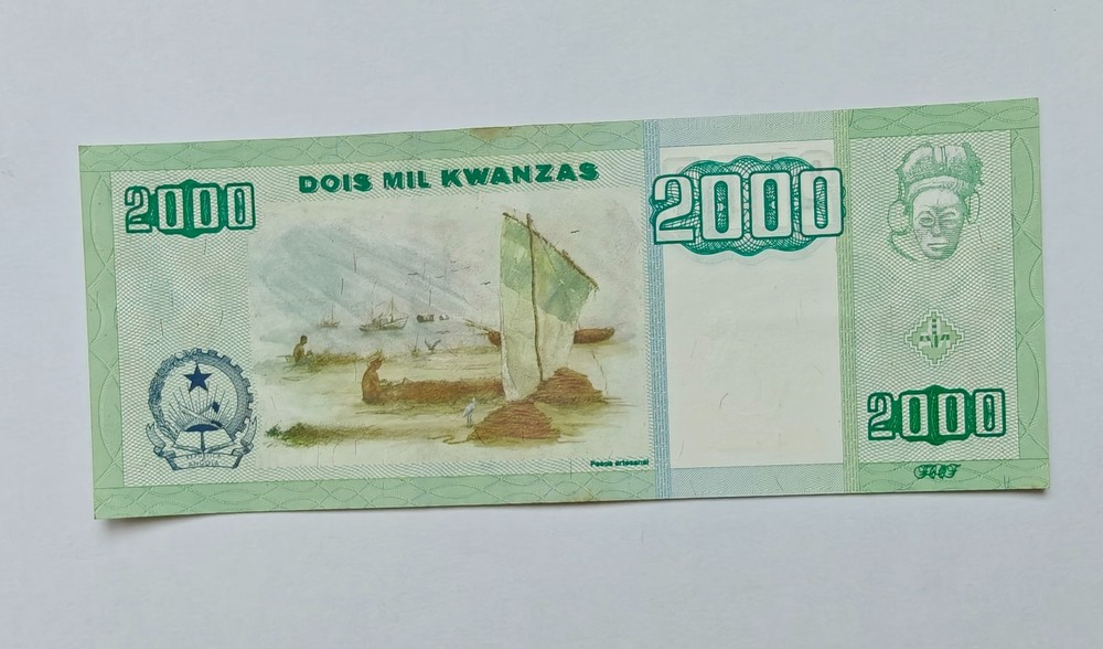 Angola 2000 Kwanzas 2003 XF+