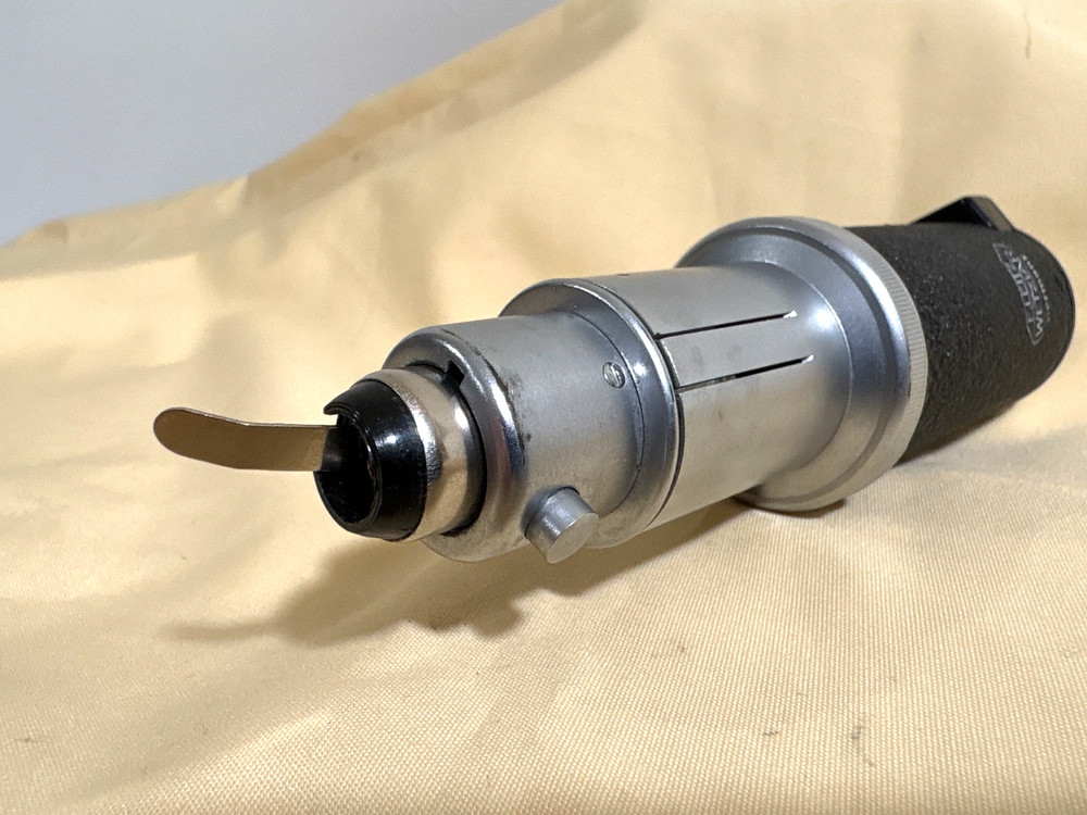 Vintage LEITZ LEICA Synchronblitzer Flash - Germany + Accessories