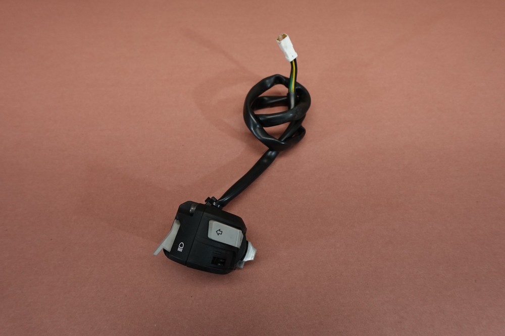 2018 17-21 Ducati Multistrada 950 Left Handlebar Control Switch
