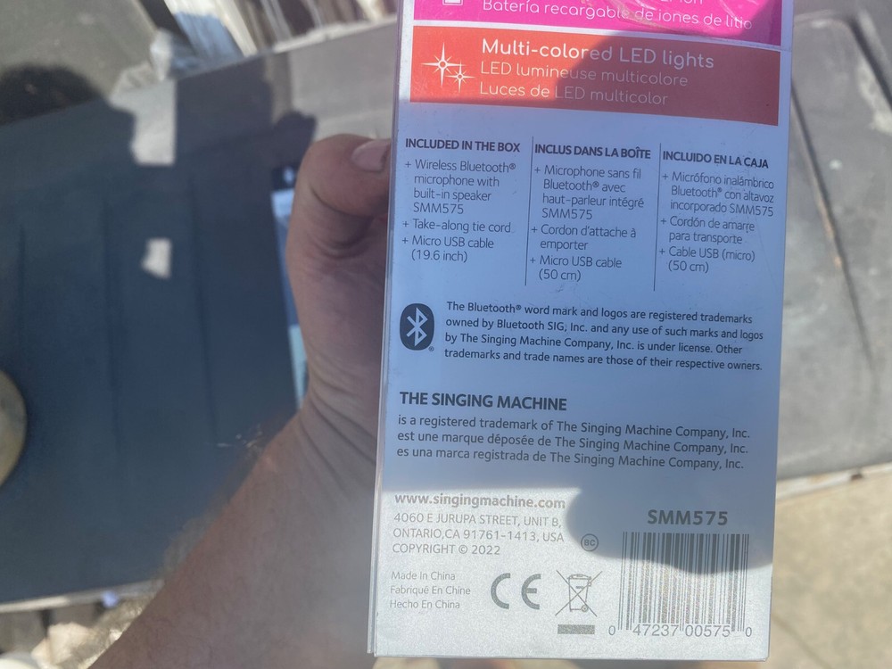 Singing Machine karaoke Move Microphone with Lighting,vocal effects