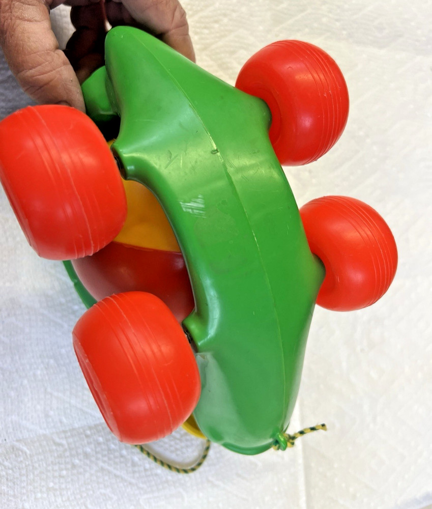 Kusan pull string toy vintage Turtle with a construction hat No 41 hard plastic