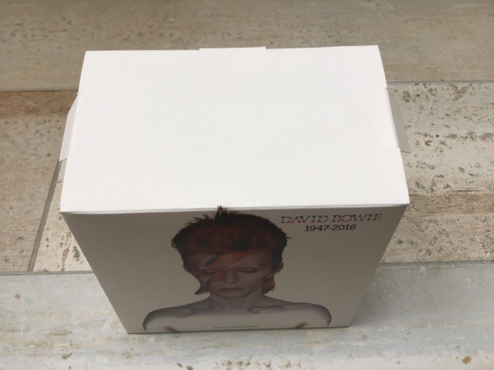 David Bowie rare promotional empty box (no CD!)