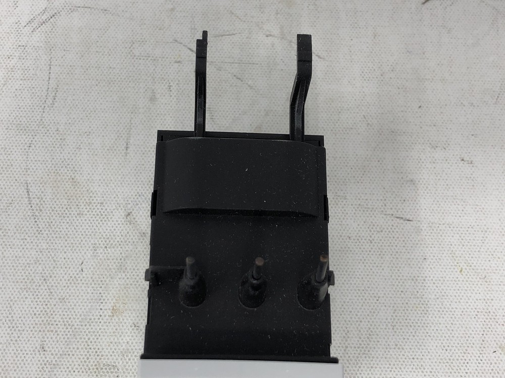 Siemens 3RB20261SB0 Screw Type Terminal
