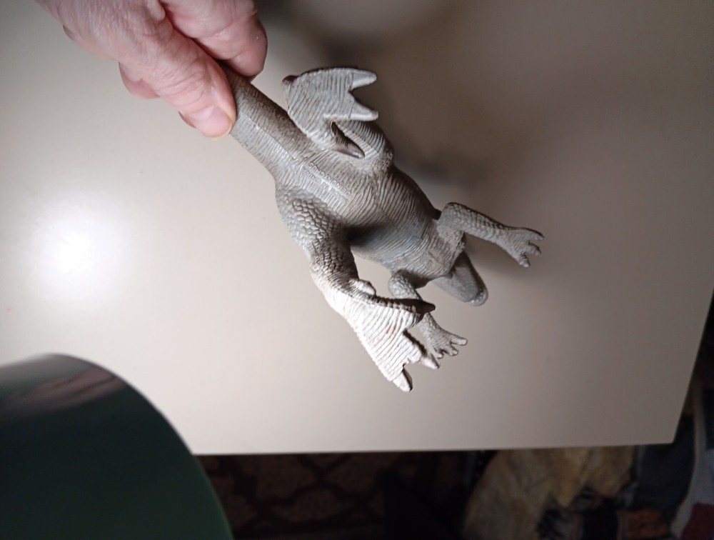 IMPERIAL DEINONYCHUS GREY Dinosaur FIGURE