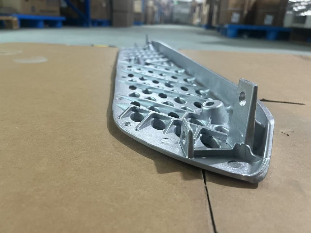 Front Fairing Lower Aluminum Step Peterbilt 579 2023+