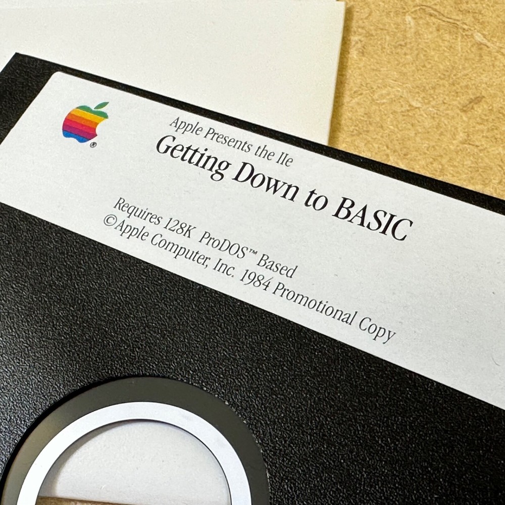Rare Apple IIe TUTORIAL Double-sided disk Getting ..BASIC / Exploring Apple Logo