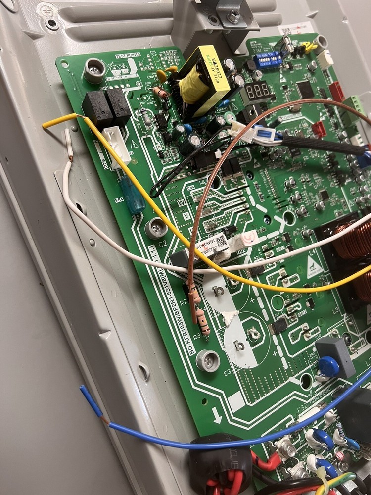 Bosch Thermotechnology Corp. 8733955391 Control Board Assembly New Open Box