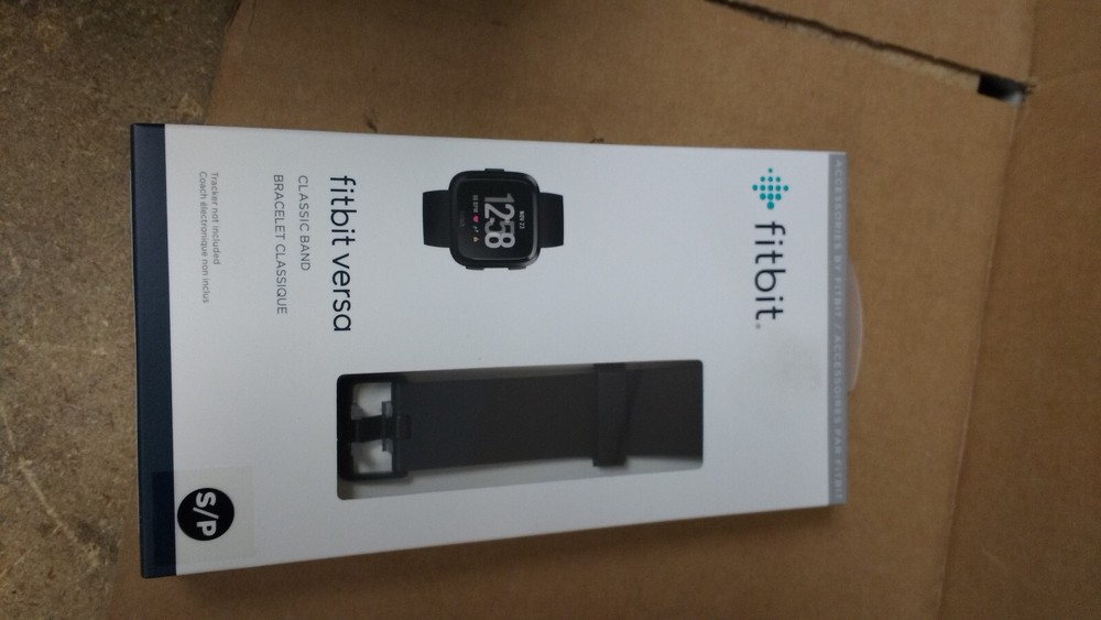 FITBIT VERSA BLACK CLASSIC REPLACEMENT BAND SIZE SMALL  NEW IN BOX