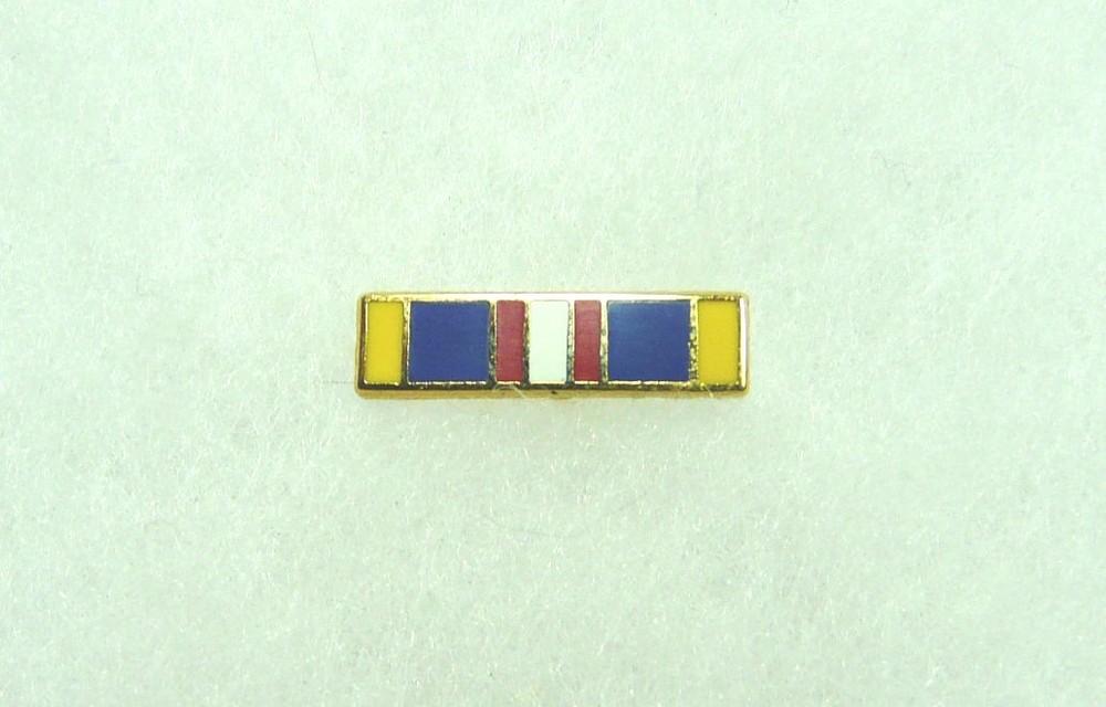 Philippine Independence Medal, lapel pin