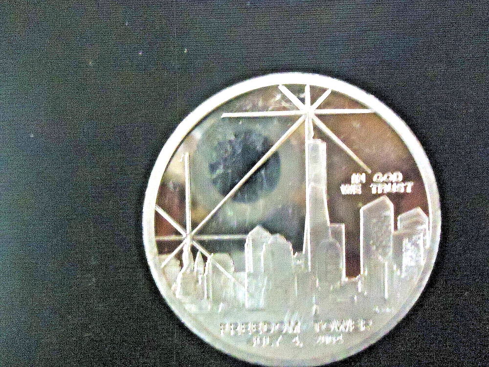 2004 $1 FREEDOM TOWER WE WILL NEVER FORGET --SILVER 100MIL CLAD TOKEN
