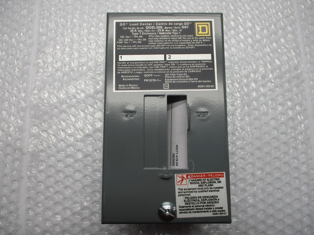 SQUARE D Q02L30S LOAD CENTER NSNP