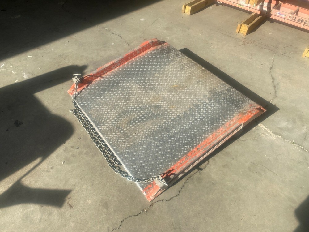 Aluminum Dock Board with Curb