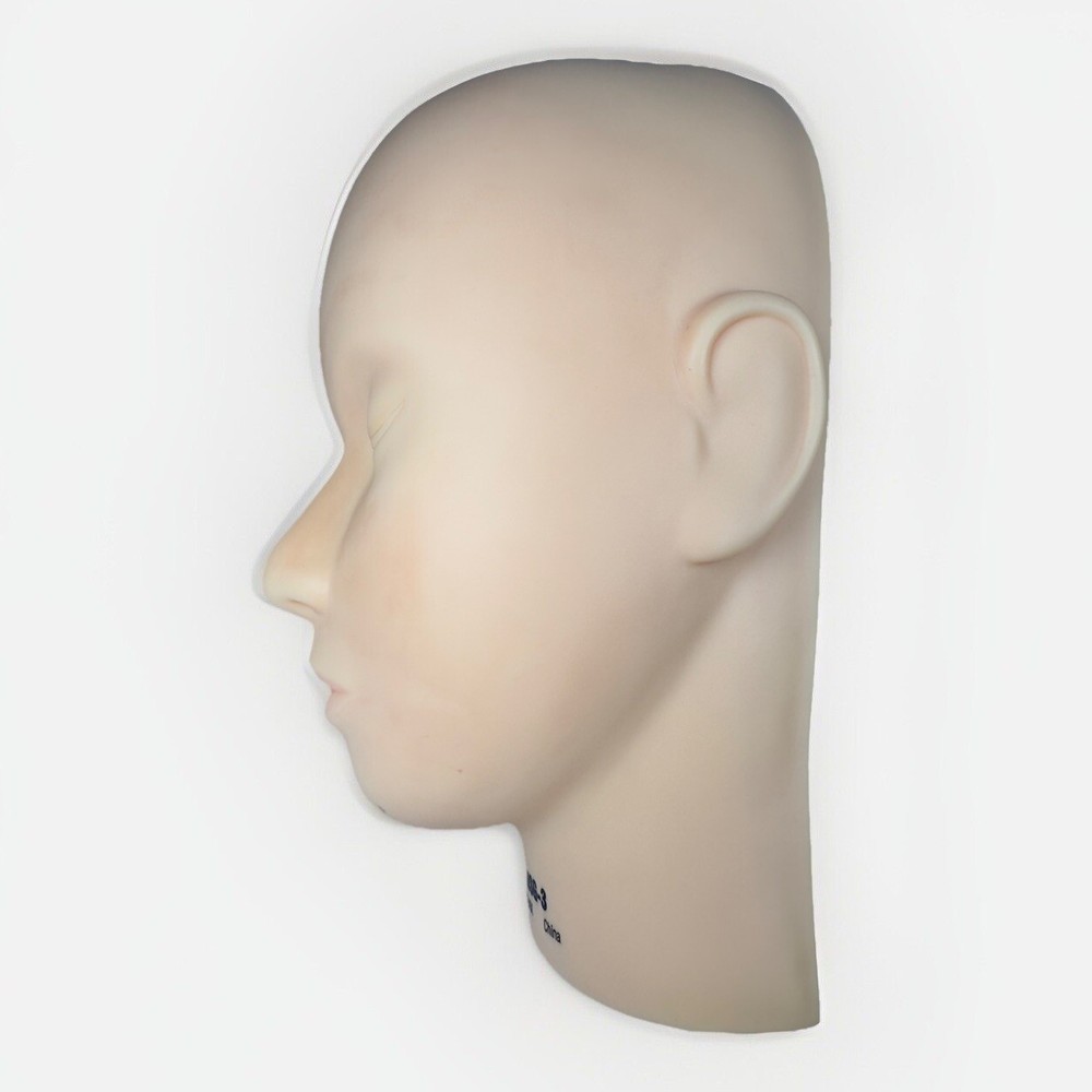 COSMETOLOGY MANNEQUIN Practice Face Make-up EyeLashes Massage Model BURMAX MSG-3