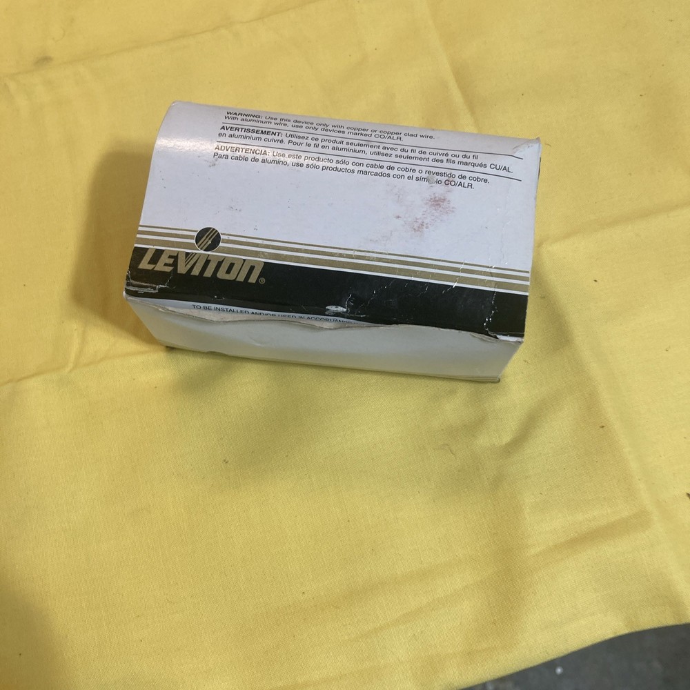 LEVITON Wireless Wall Switch Receiver WSS10-GDI Ivory Self-Powered Control