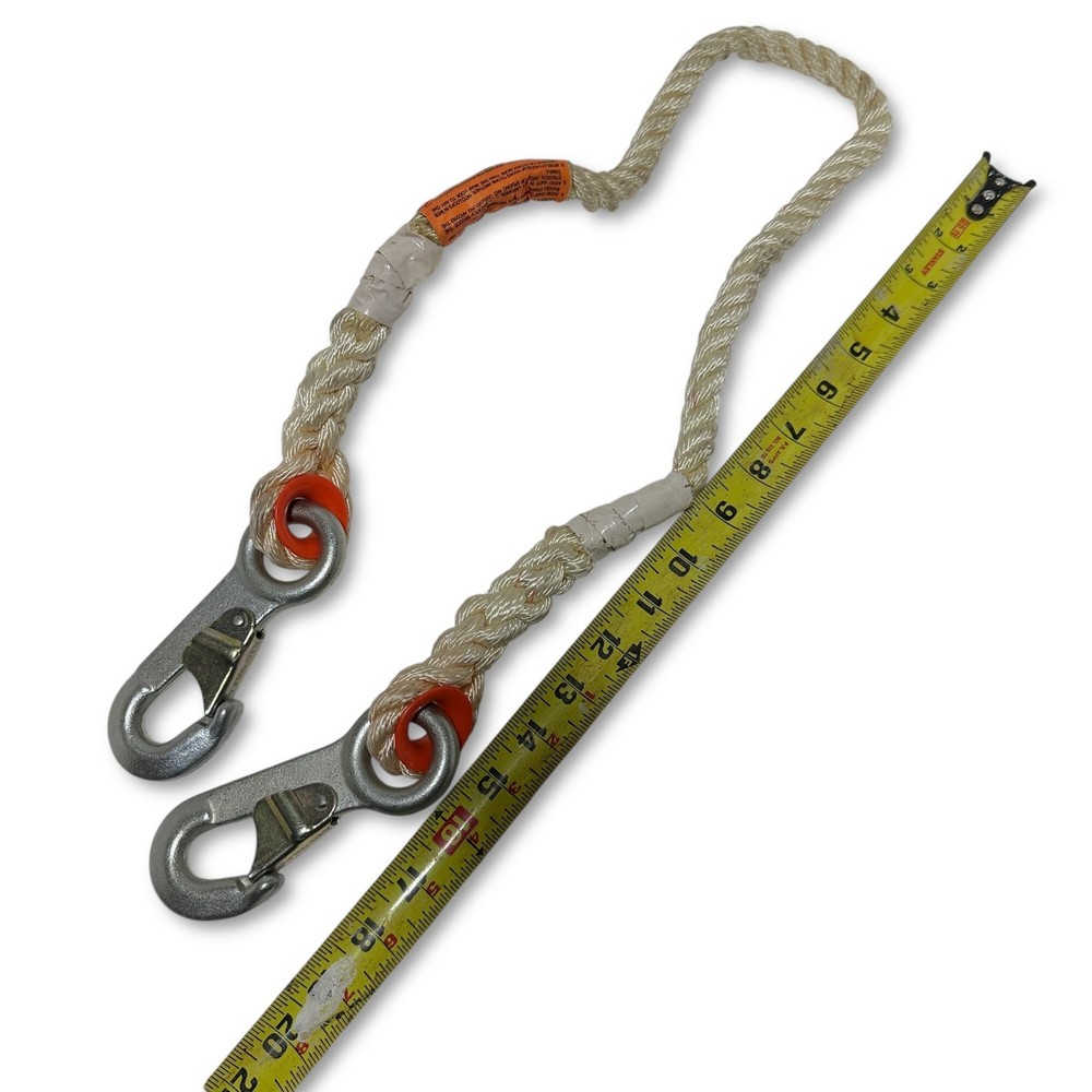 Klein Tools Safety Harness with Snap Hook, 3 Ft