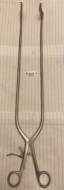 WEITLANTER RETRACTOR SHARP 4X3 PRONG -----18" LONG