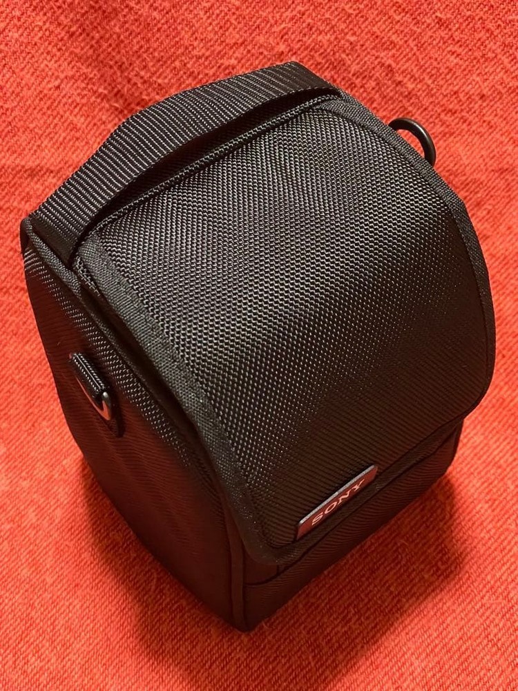 SONY Accessory Case/camera Protection Case With Strap (used)