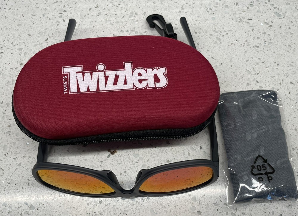 Twizzlers Sunglasses, Case, & Cleaning Cloth (E)