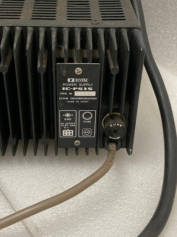 ICOM IC-PS15 POWER SUPPLY