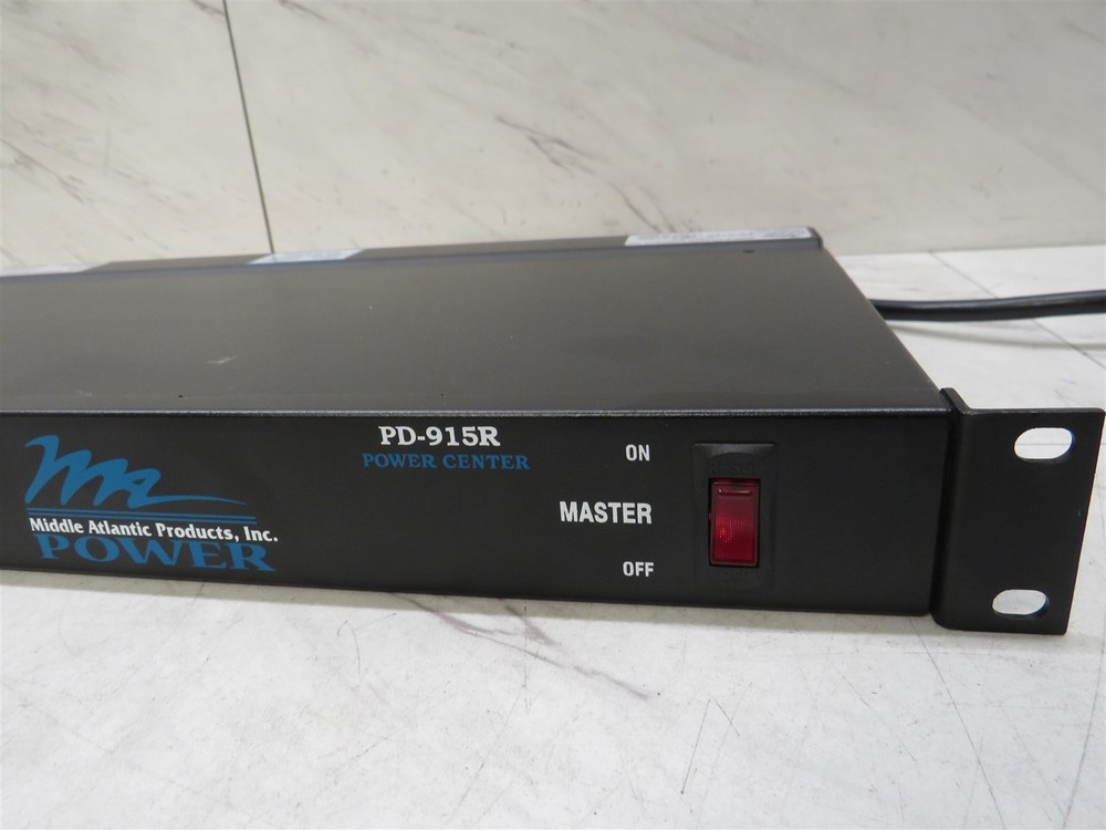 Middle Atlantic PD-915R Power Distribution Unit