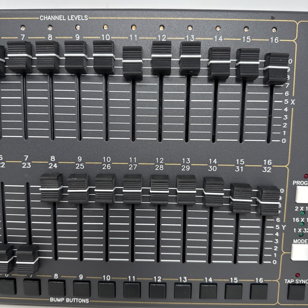 NSI MC 7016 Memory Lighting Controller 32 Channel Professional Light Console
