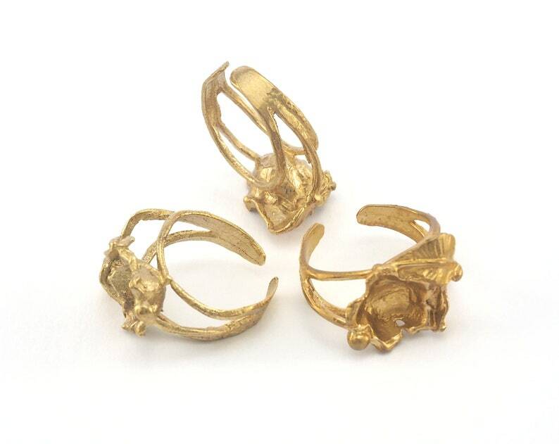 Flower Leaf Ring Adjustable Bezel - Raw brass 17mm 7US size - Adjustable 2986