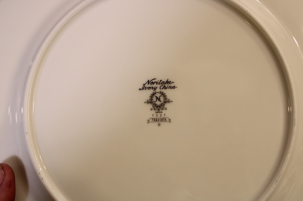 Noritake Traviata 5 Dinner 10 1/2