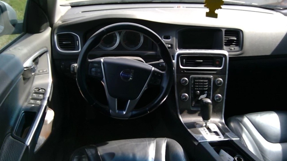 Engine ECM Electronic Control Module S60 T5 Fits 12 VOLVO 60 SERIES 282413