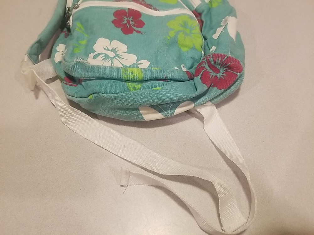 OP back pack with wide straps three compartments with durable zippers
