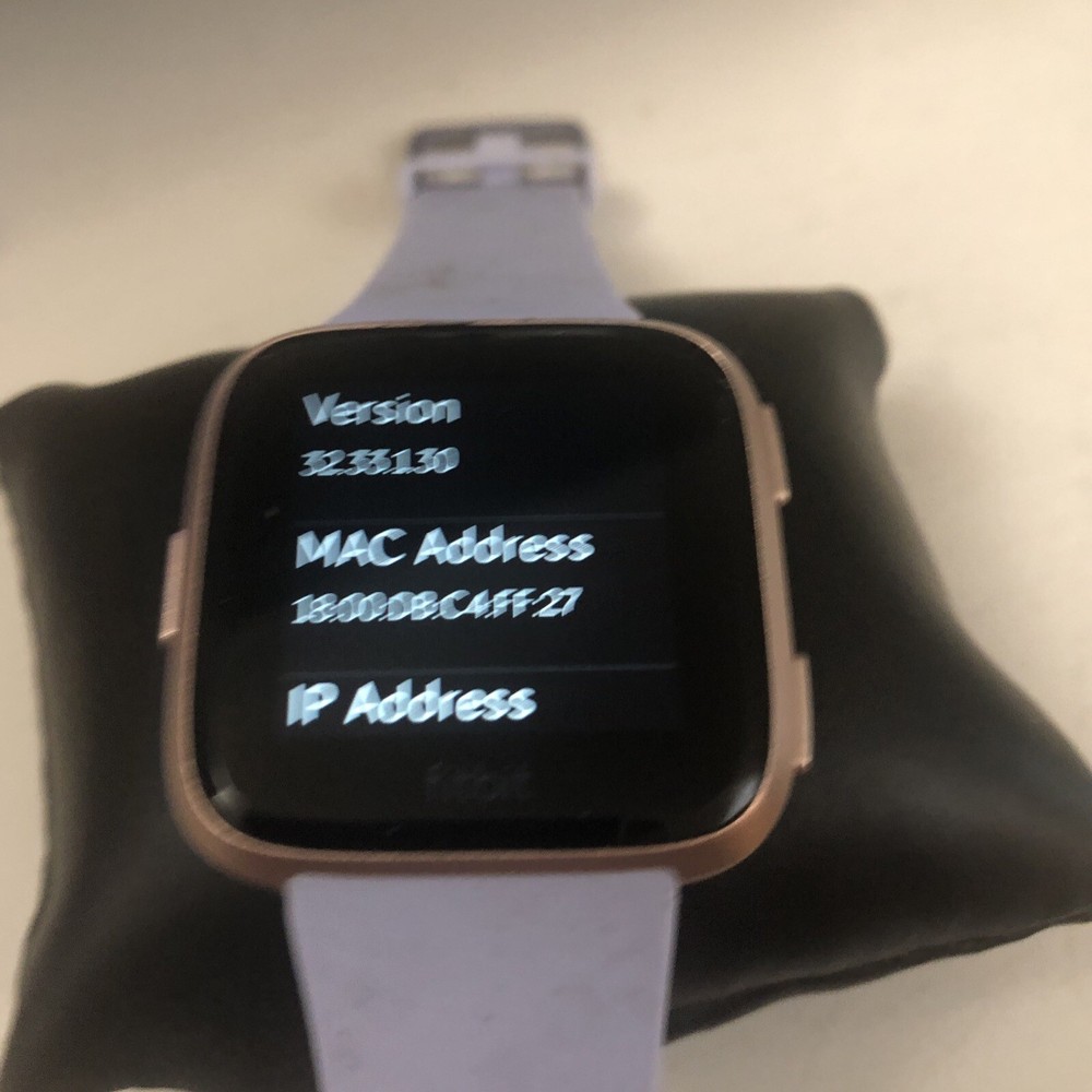 Fitbit Versa FB504