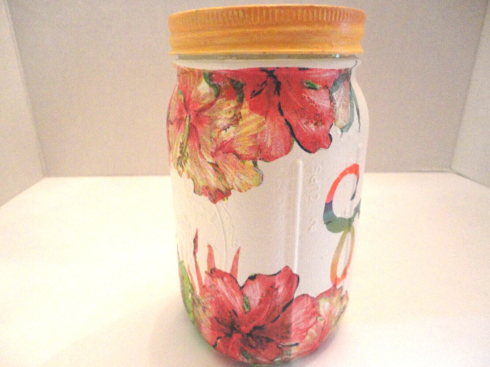 Decoupage Quart Mason Jar, Summer, Pineapple (Hand Made)