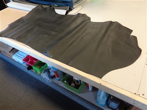 LEATHER HIDE BLACK TEXTURED 72" X 40"