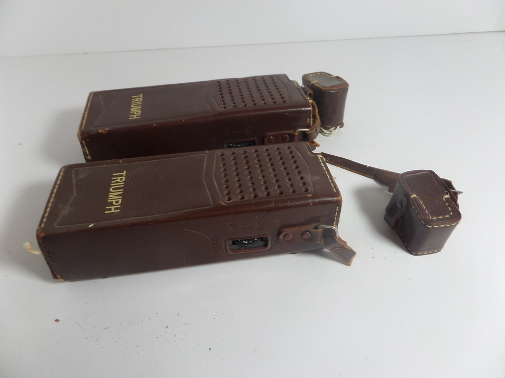 Triumph 9 walkie talkie set (S1)