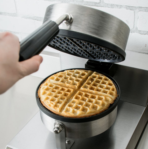 Carnival King WSM11 Non-Stick Single Waffle Maker with Timer - 120V