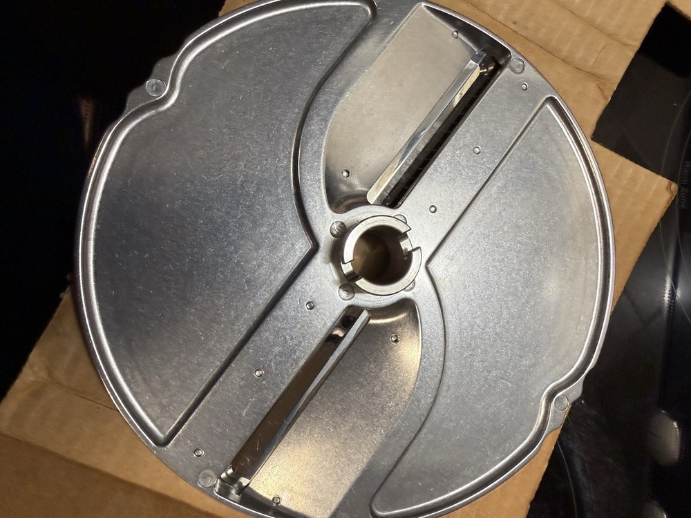 HOBART MANNHART FOOD PROCESSOR J4X4