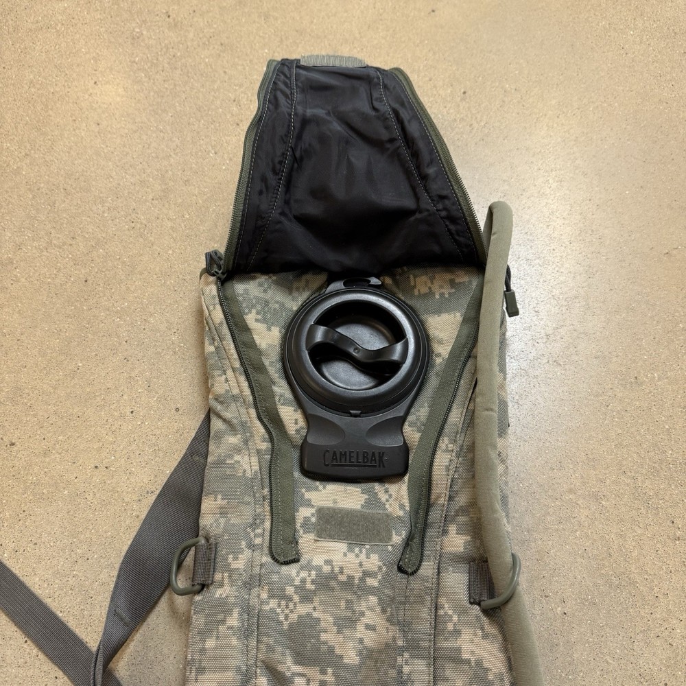 CamelBak Maximum Gear ThermoBak 3L Hydration Pack Backpack & Bladder ACU Camo
