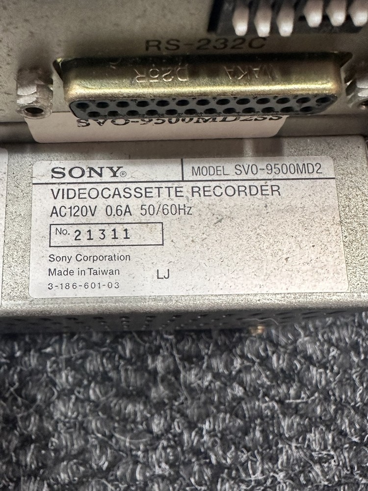 Sony Videocassette Recorder PN SVO-9500MD2 Untested