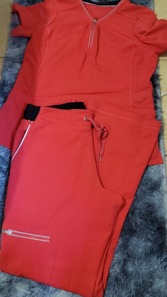 Scrub sets women