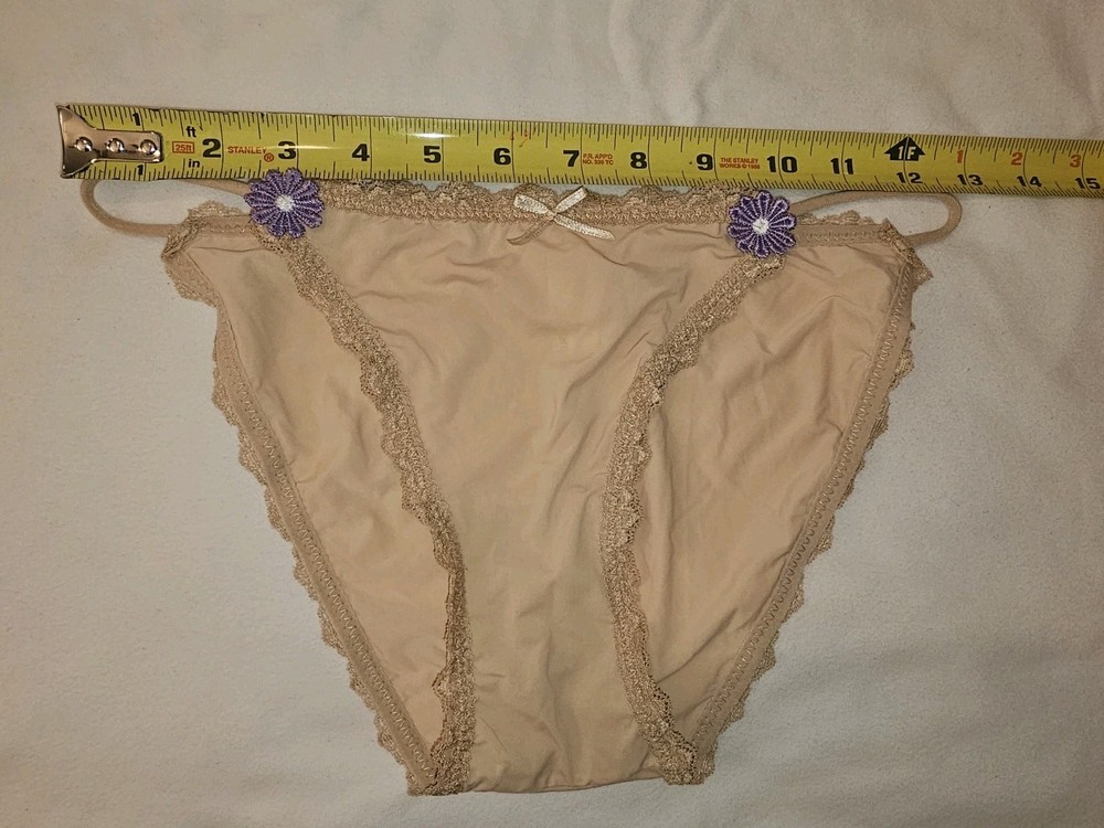 Vintage Girly String Bikini Panties. Size Large