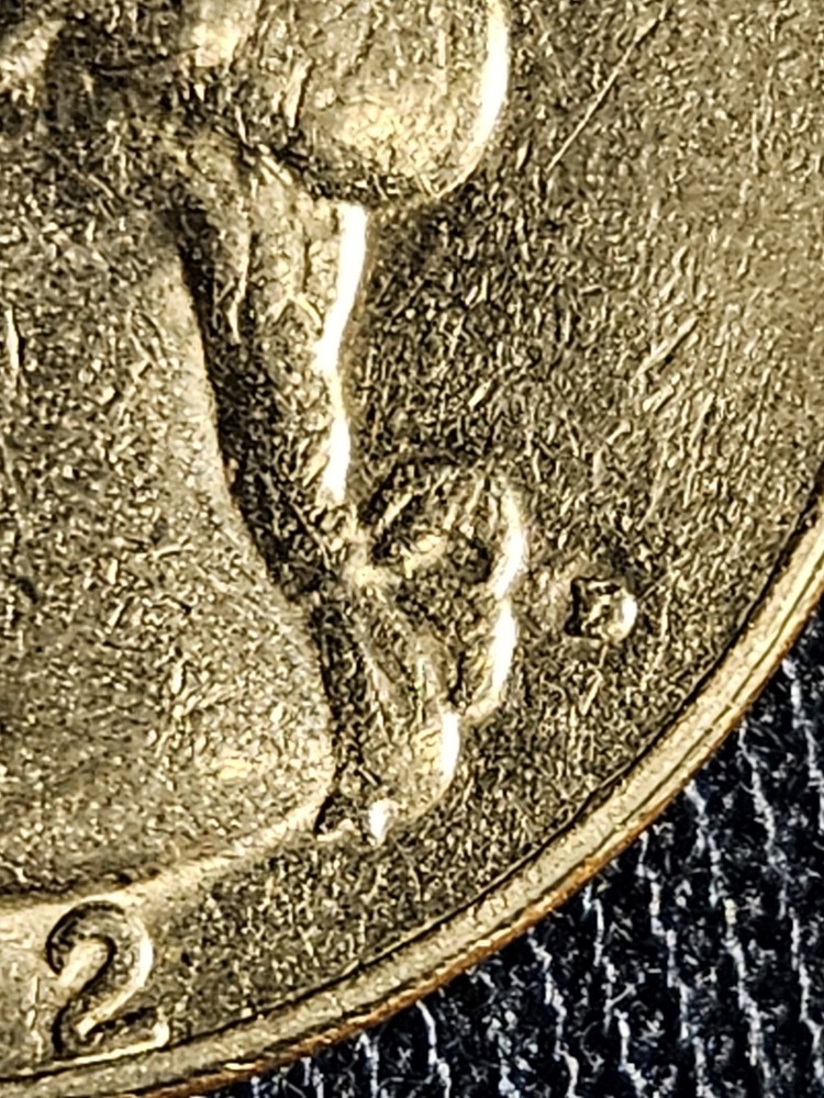 1982 D Quarter Errors Filled In Mint Mark, Letters On Rim, " In Cod We Trust" DD