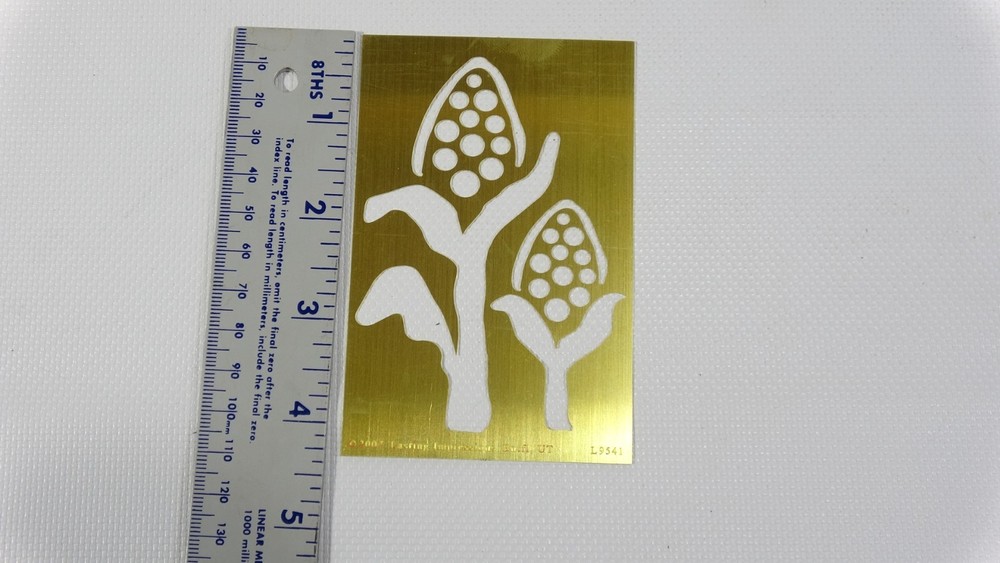 Corn With Husk - Lasting Impressions Stencil Template - L9541 - 2007