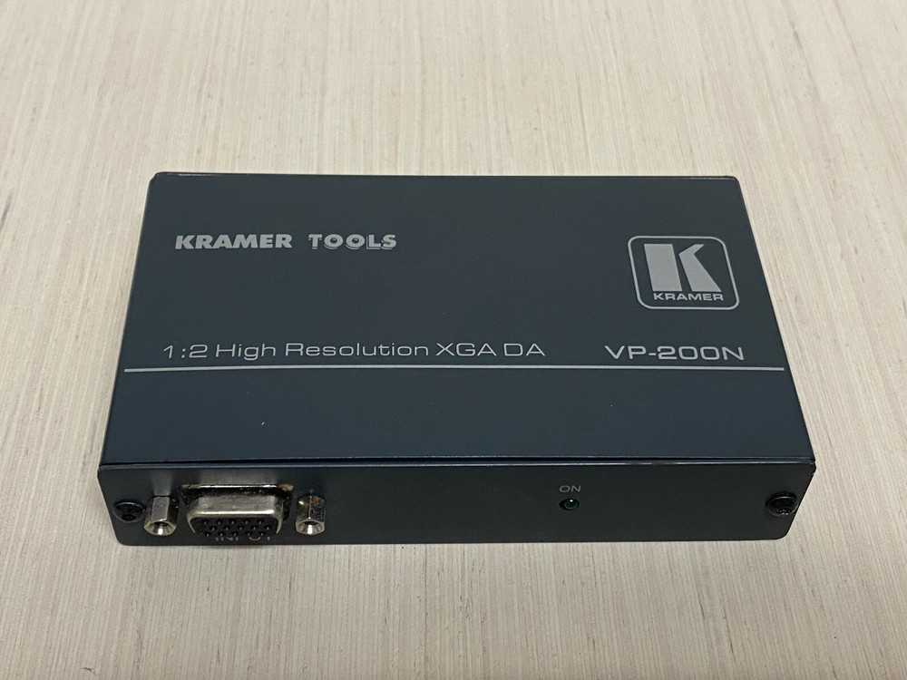 BB15: Kramer VP-200N 1:2 High Resolution XGA Distribution Amplifier