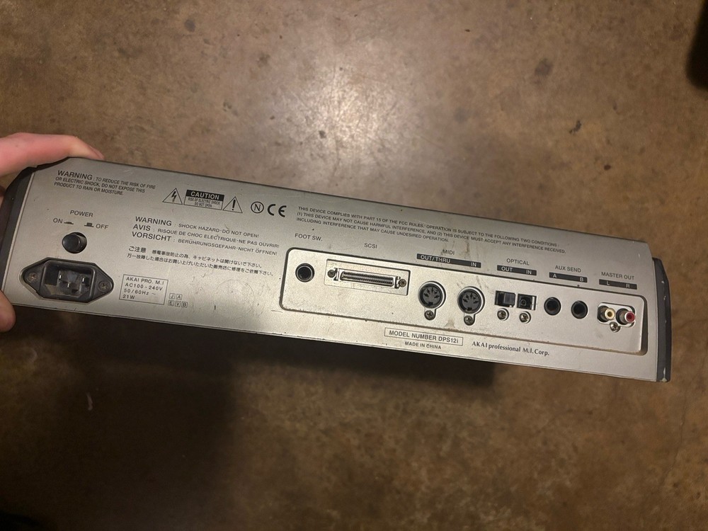 AKAI DPS12i Professional Digital Personal Studio