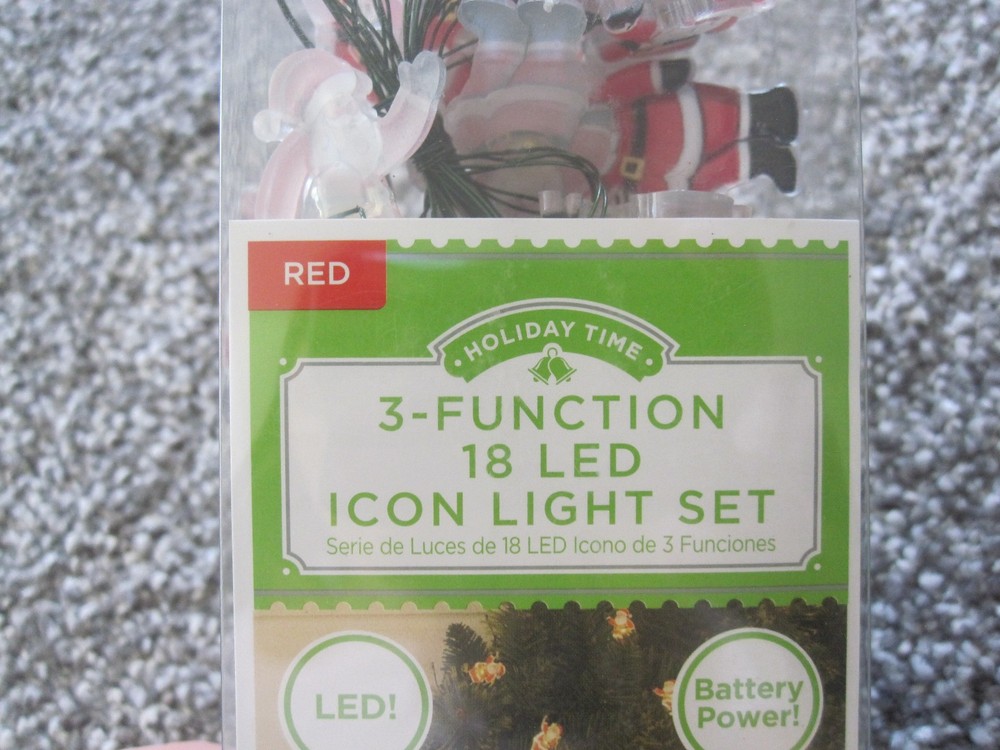 Santa 3 function 18 LED light sets new in package