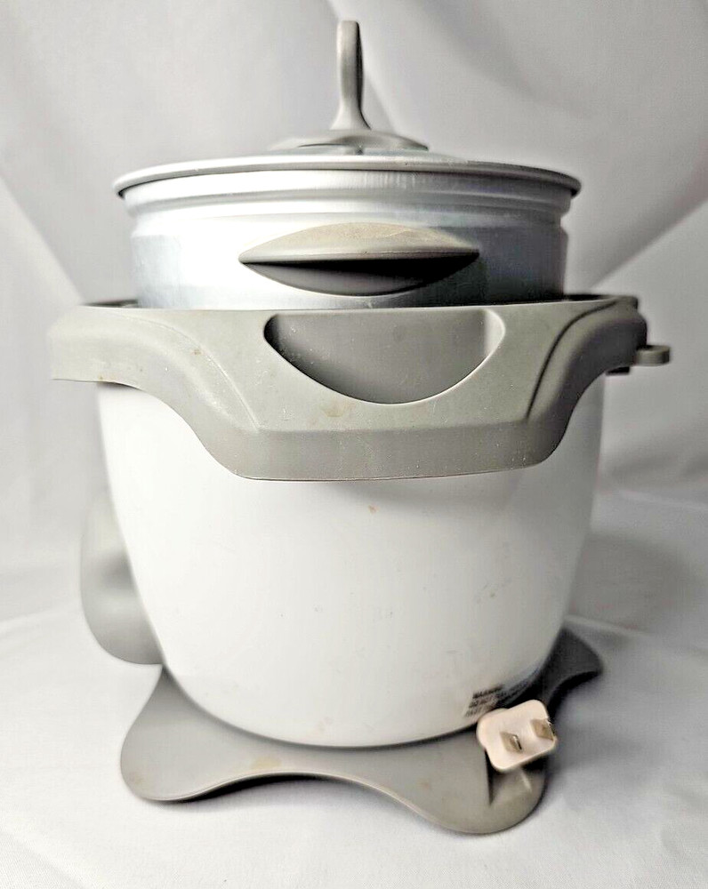 5 Cup Rice Maker & Steamer, Auto Shift to warm when done, Rice Cooker Crofton