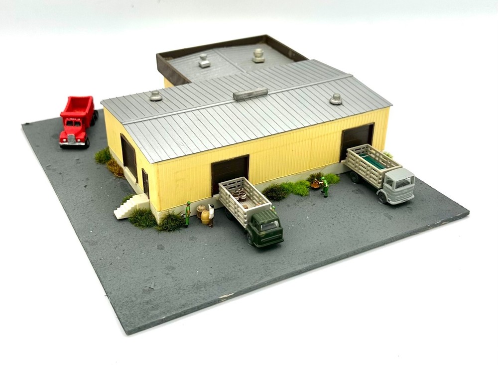 N Scale Custom, Industrial Warehouse Diorama