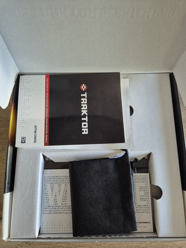 Native Instruments Traktor Scratch Pro